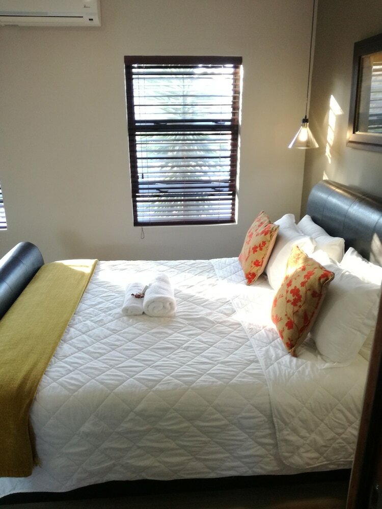 Hostal Belmont Guesthouse