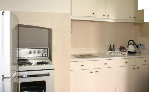 Hostal Rosedene Guest House