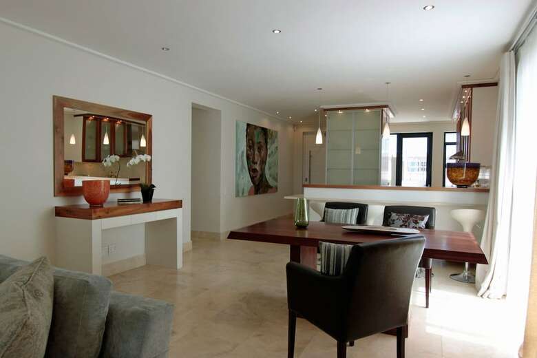 Apartamentos 74 On Marine