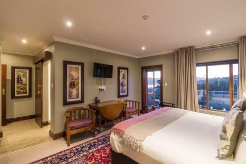 Madison Manor Boutique Hotel