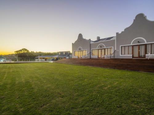 Madison Manor Boutique Hotel