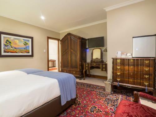 Madison Manor Boutique Hotel