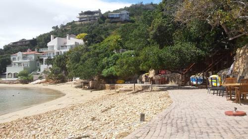 Hotel Under Milkwood Resort