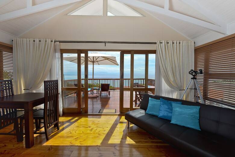 Hostal Aquamarine Guest House