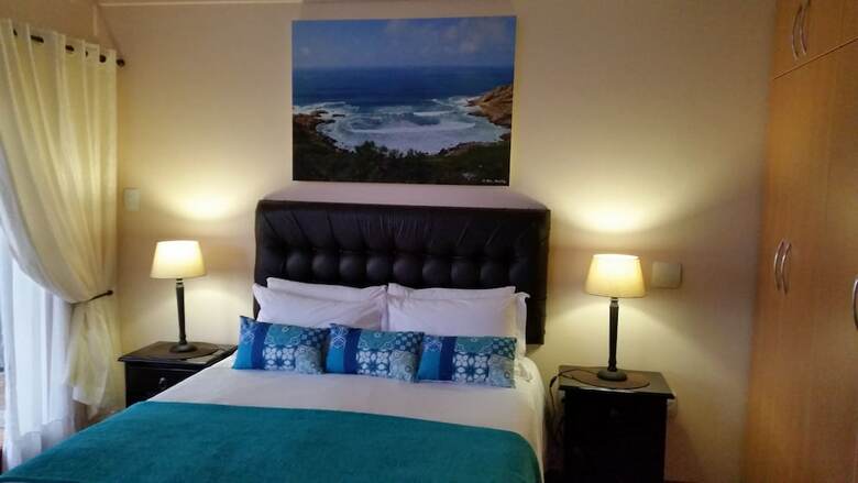 Hostal Aquamarine Guest House
