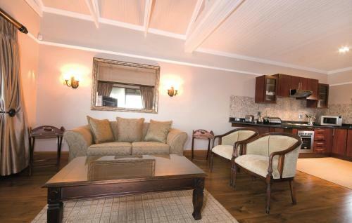 Hotel Pine Lodge Resort
