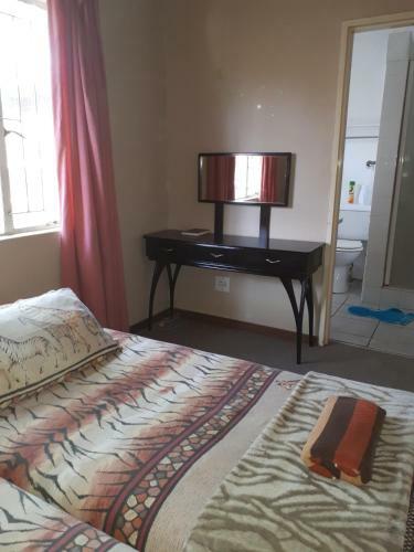 Lodge Near2numbi