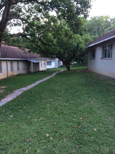 Lodge Near2numbi
