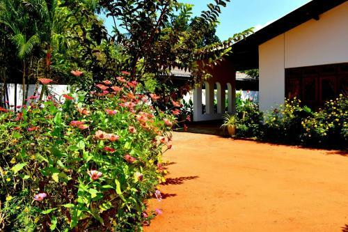 Hostal Villa Lorenta Anuradhapura