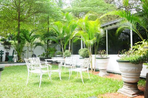 Hostal Levi's Tourist ? Anuradhapura