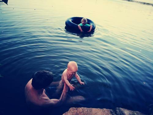Lake Wave Hotel