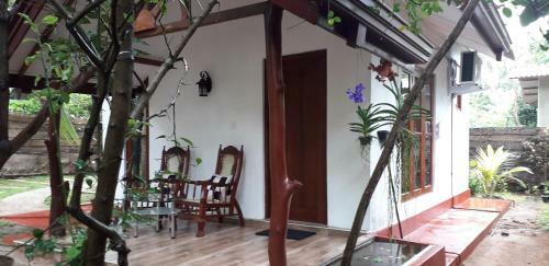 Hotel Yaluwa Tourist Rest