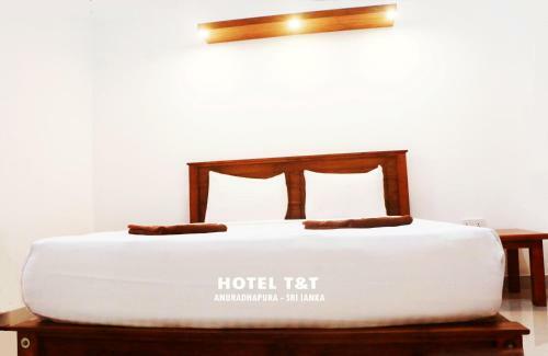 Lodge T&t