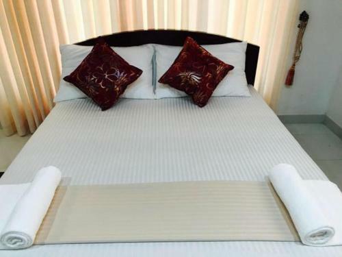 Hostal Eth Yahana Tourist Resort