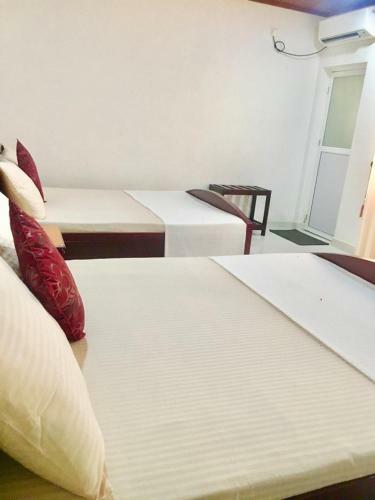Hostal Eth Yahana Tourist Resort