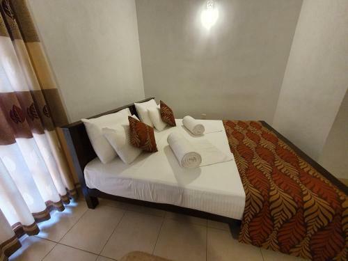 Hostal A And D Holiday Inn