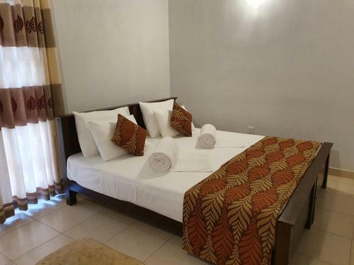 Hostal A And D Holiday Inn