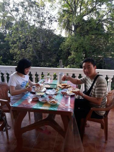 Hostal Hewage Resort