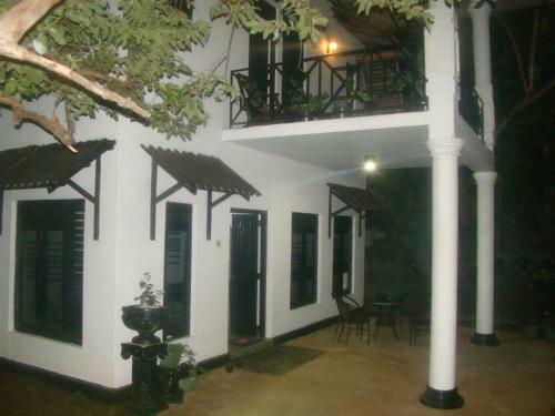 Hotel Sisilthera
