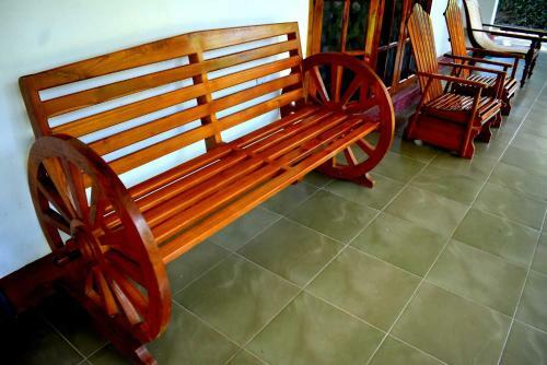 Hostal Cfc Holidays