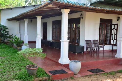 Hostal Sunray Lake Residence