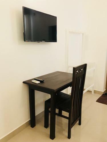 Hostal Royal White Tourist Rest