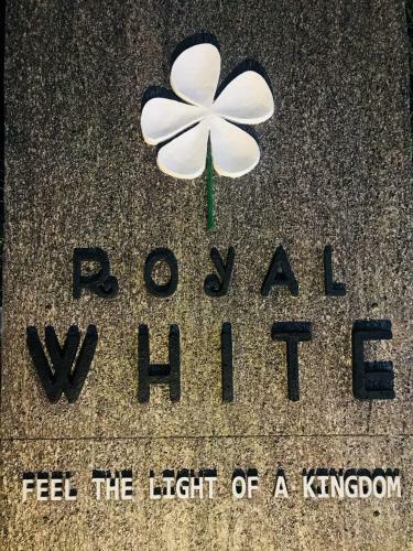 Hostal Royal White Tourist Rest