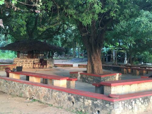 Dambulla Lake Hotel