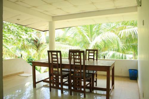 Dambulla Lake Hotel