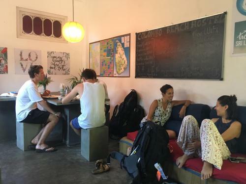 Colombo Beach Hostel By Nomadic