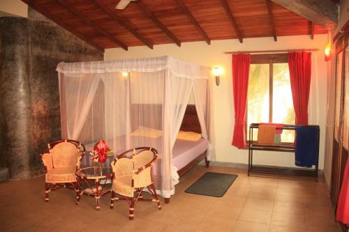 Hotel Time N Tide Beach Resort