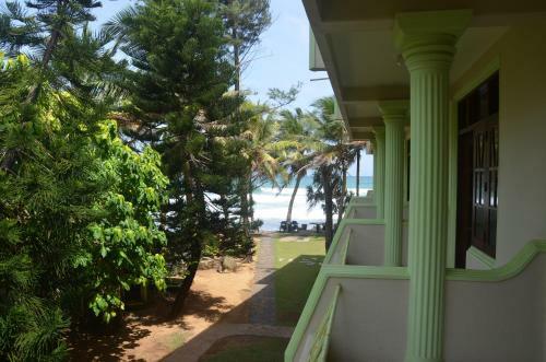 Hotel Time N Tide Beach Resort