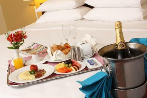 Hotel Club Palm Bay