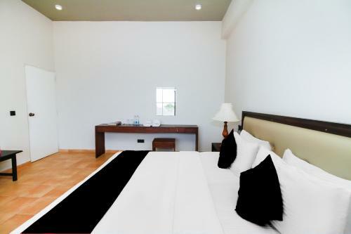 Hotel Cinnamon Villa Negombo