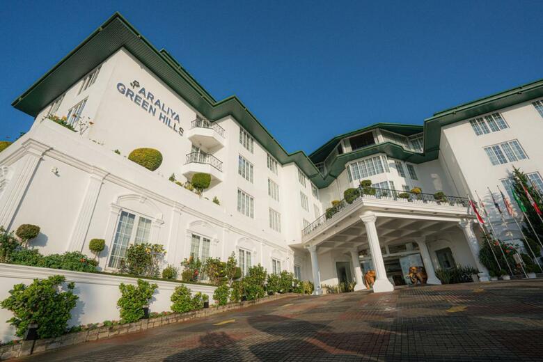 Araliya Green Hills Hotel