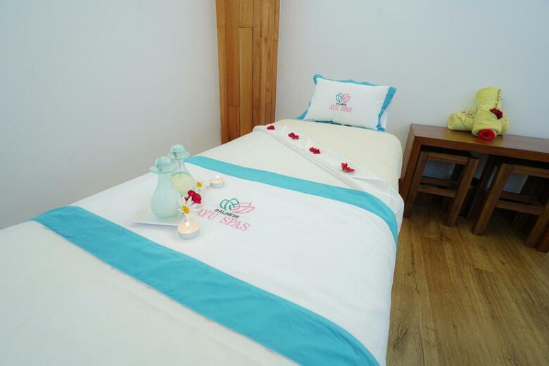 Araliya Green Hills Hotel
