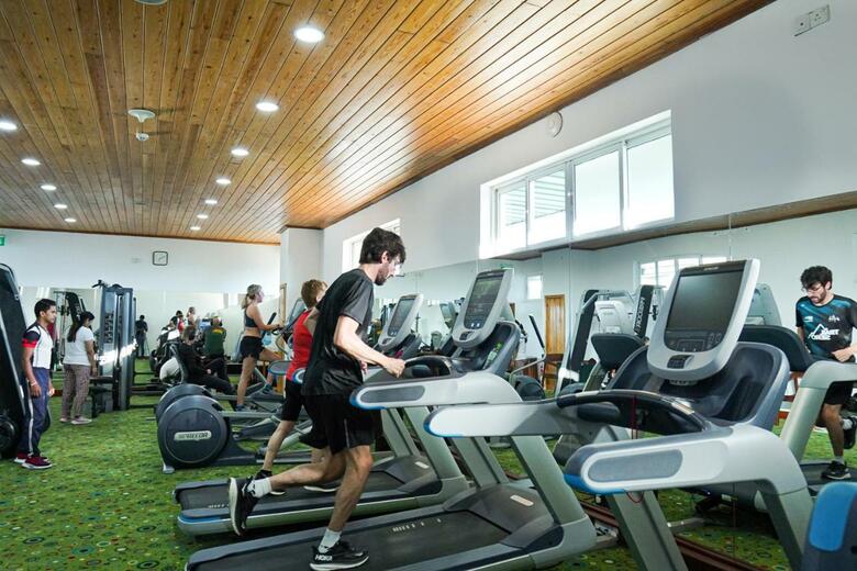 Araliya Green Hills Hotel