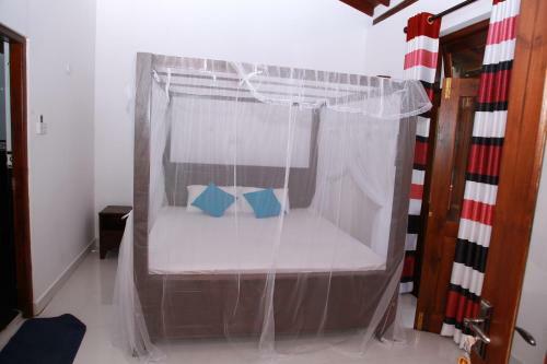 Hostal Submarine Rest