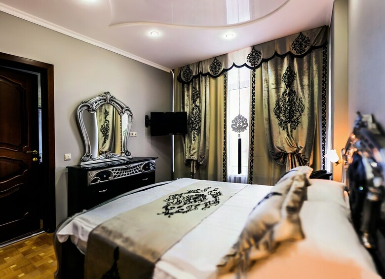 Sm Royal Hotel