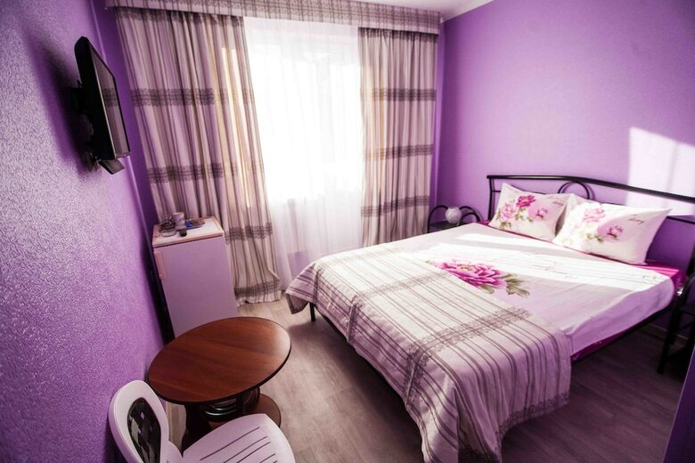 Hostal Alexandra Guest House
