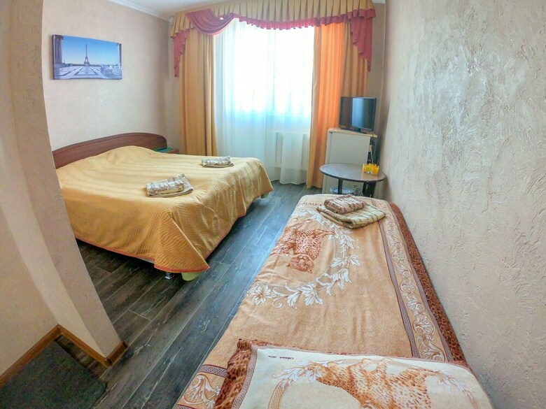 Hostal Alexandra Guest House