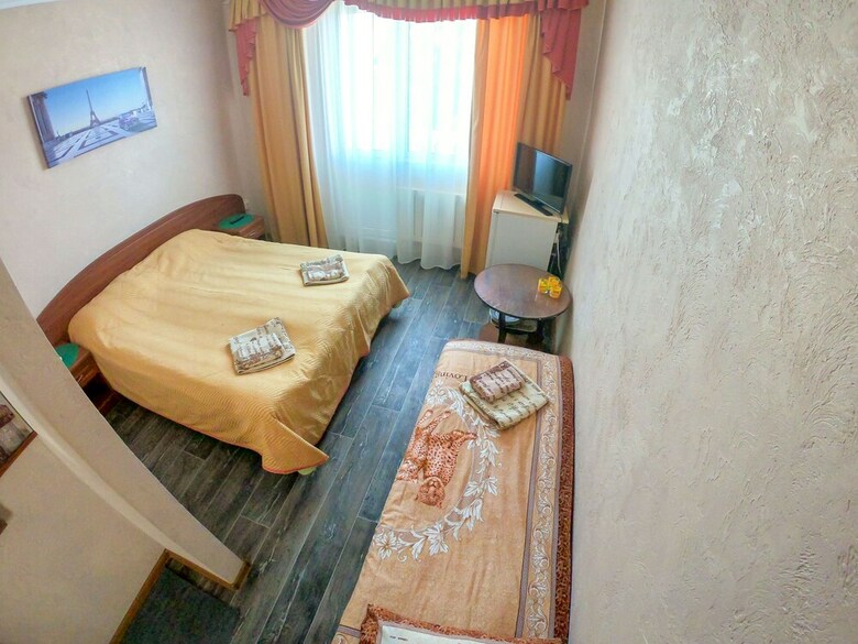 Hostal Alexandra Guest House