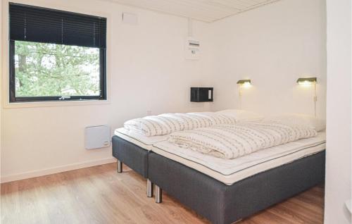 Three-bedroom Holiday Home In Blavand