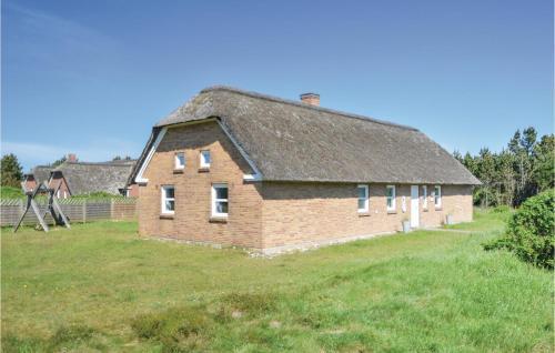 Five-bedroom Holiday Home In Blavand