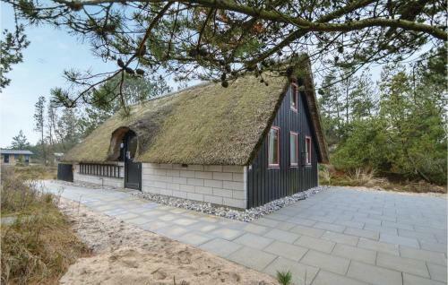 Two-bedroom Holiday Home In Blavand