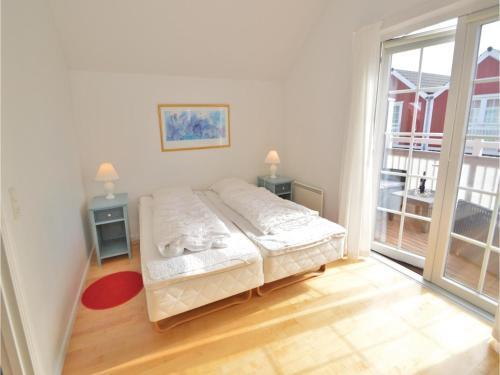 Two-bedroom Holiday Home In Blavand