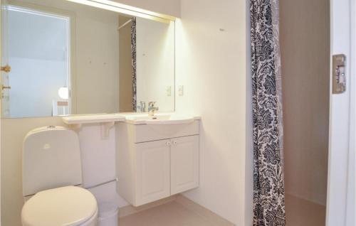 Two-bedroom Holiday Home In Blavand