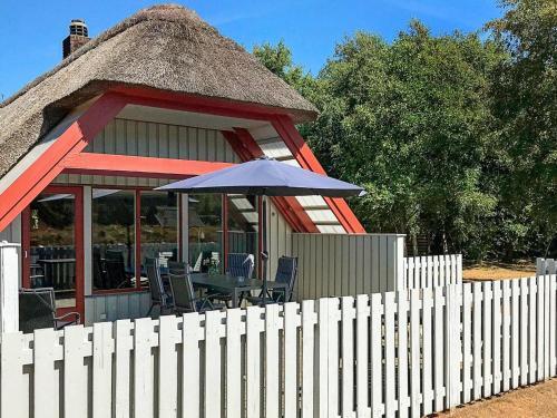 Three-bedroom Holiday Home In Bl�vand 86