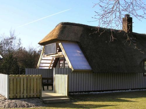 Three-bedroom Holiday Home In Bl�vand 86