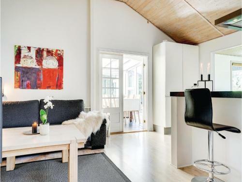 Three-bedroom Holiday Home In Blavand